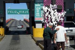 nov 1 2006 puente frontera Ciudad Juarez