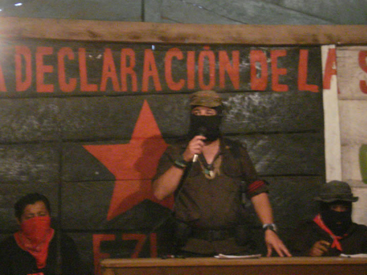 El EZLN sólo aspira a ser buena semilla y heredar vida: Moisés