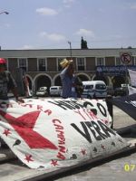Frida_Càficas_de_mesa_de_inofrmaciòn_y_marcha_viernes_12_de_mayo_035